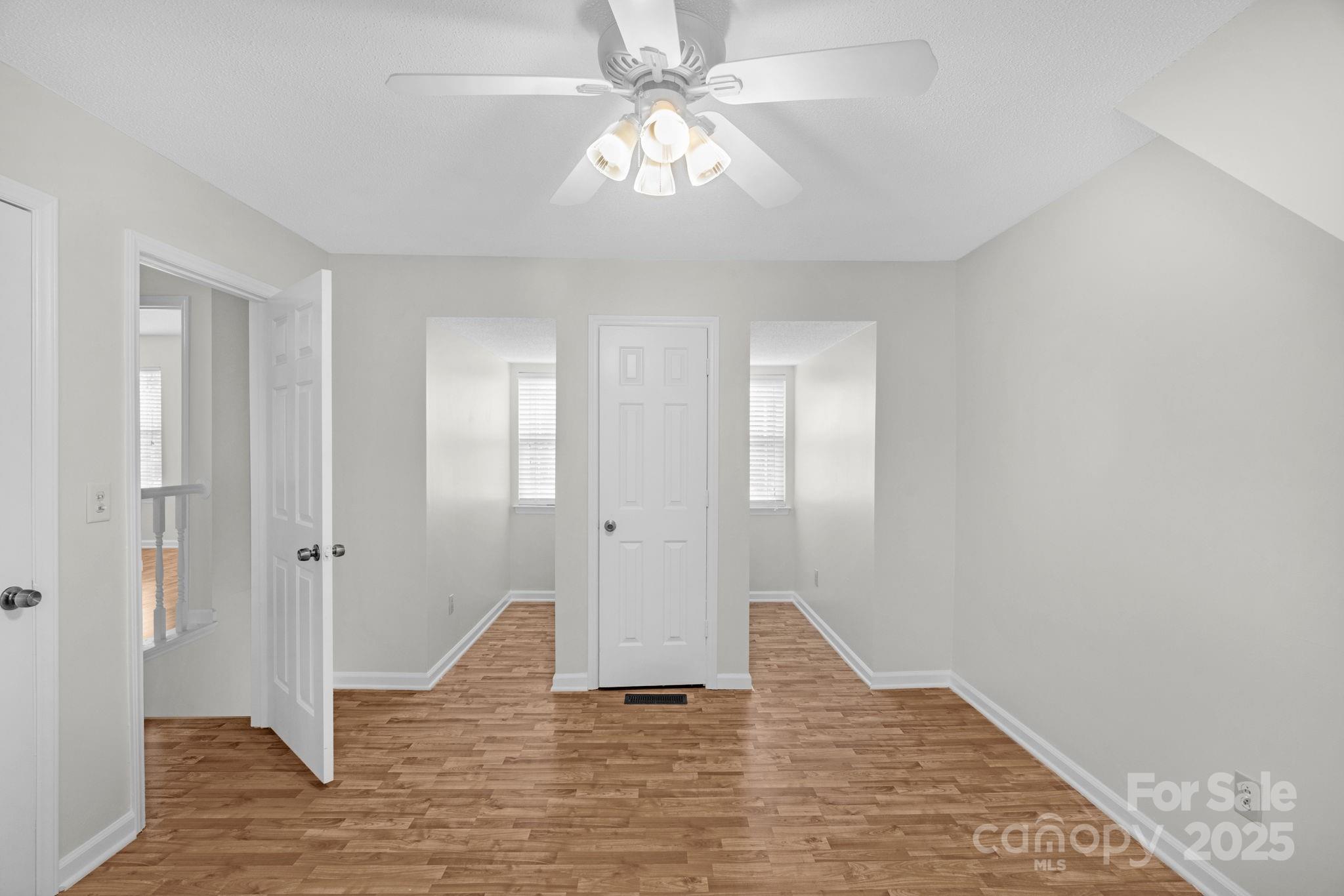 Mcalpine Woods - Residential