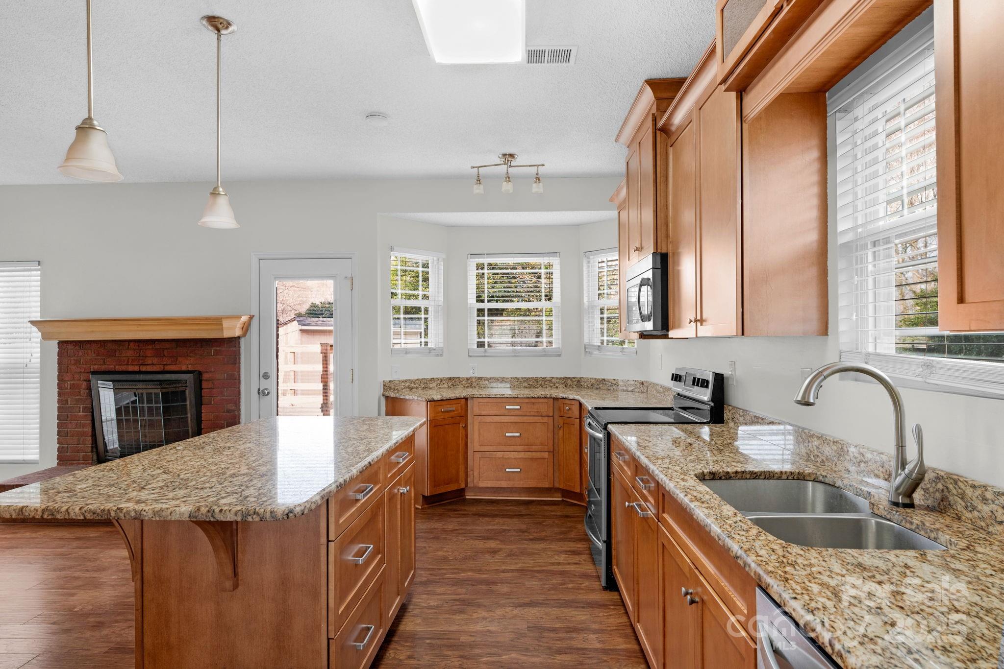 Mcalpine Woods - Residential