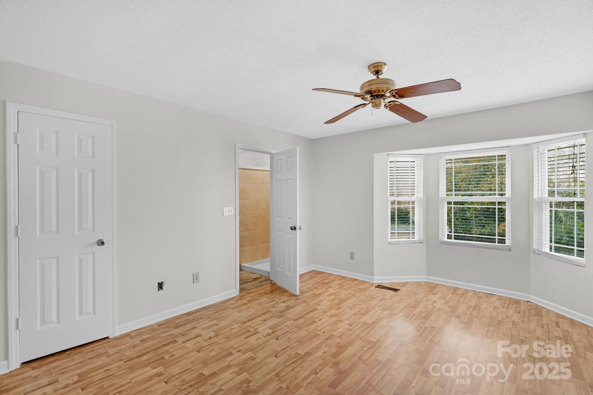 Mcalpine Woods - Residential