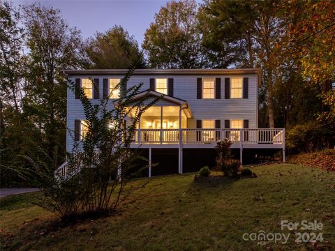 A home in Pisgah Forest