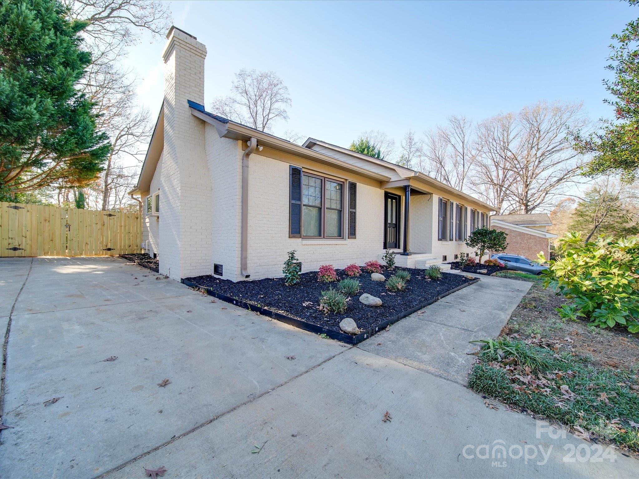 Fox Run - Residential