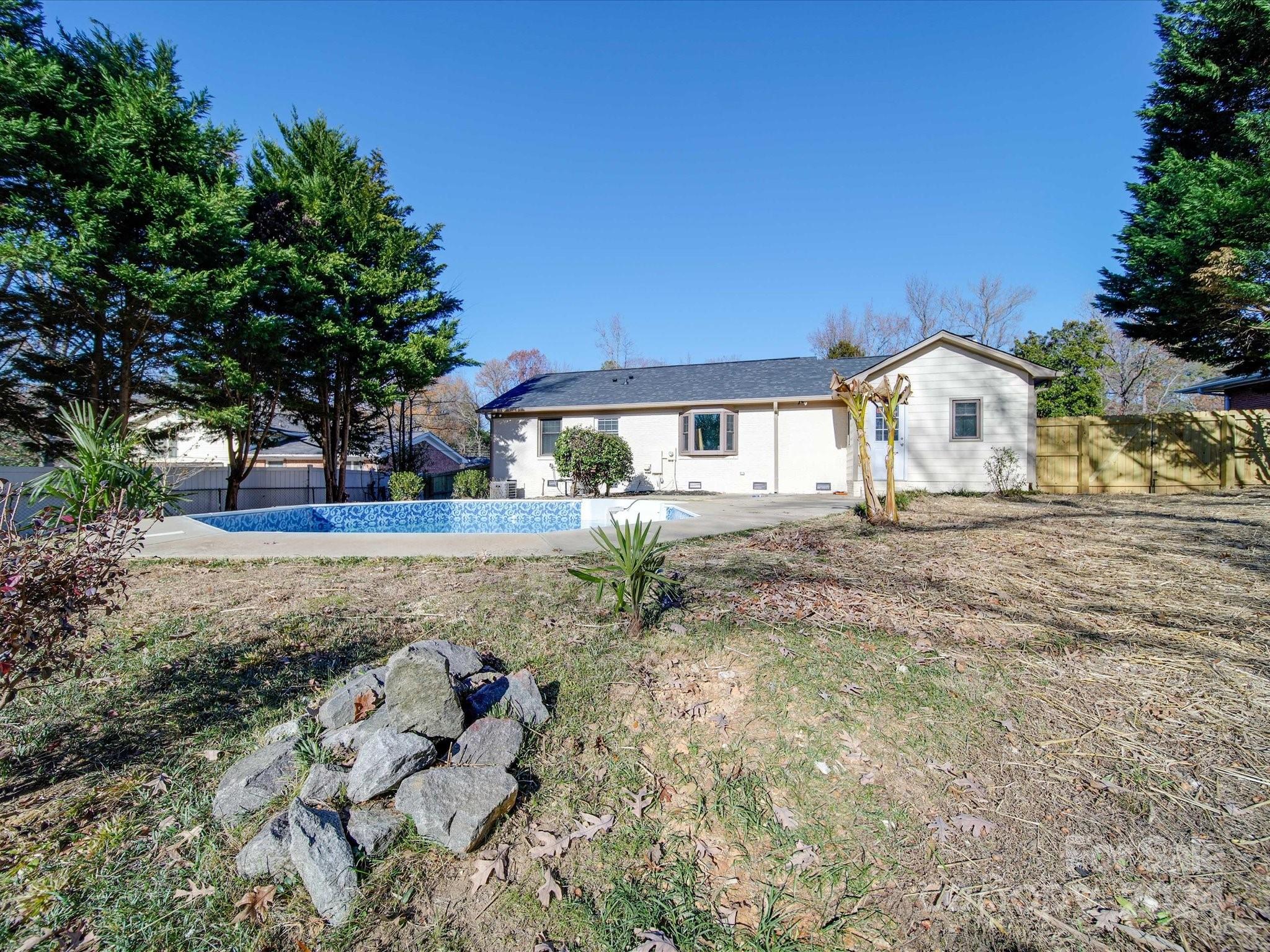 Fox Run - Residential