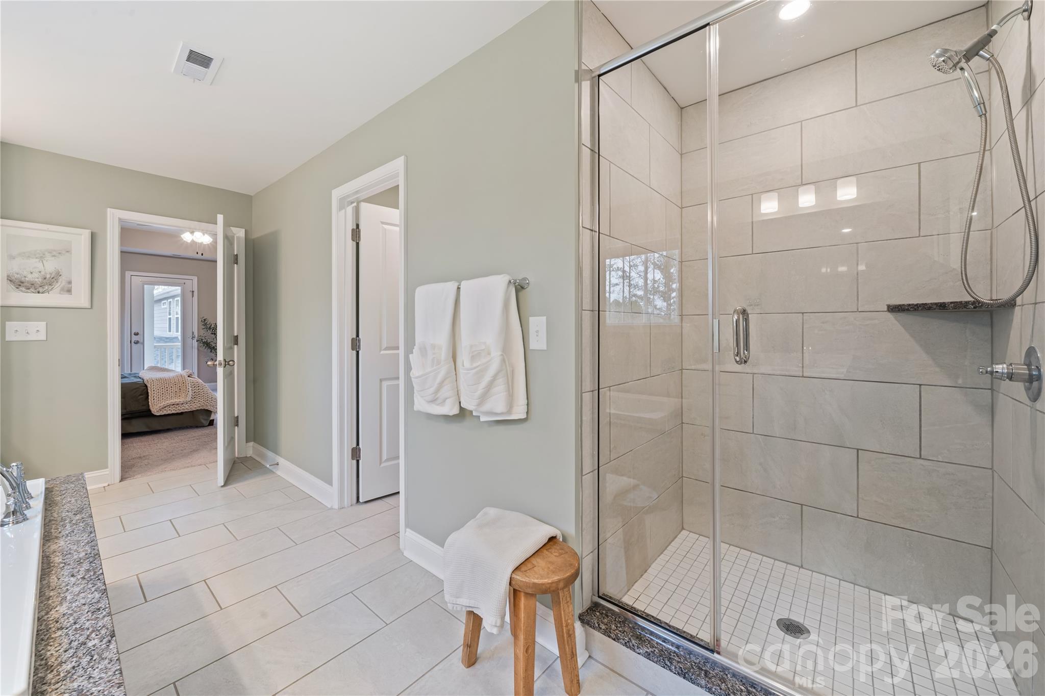 Paddlers Cove - Residential