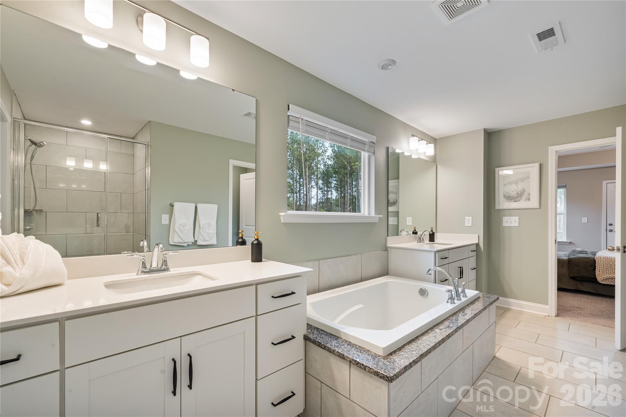 Paddlers Cove - Residential