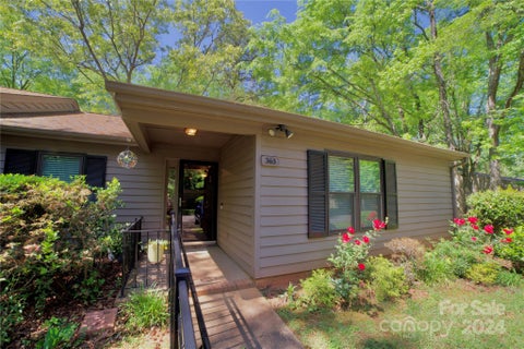 Photo for 363 Sweetgum Drive