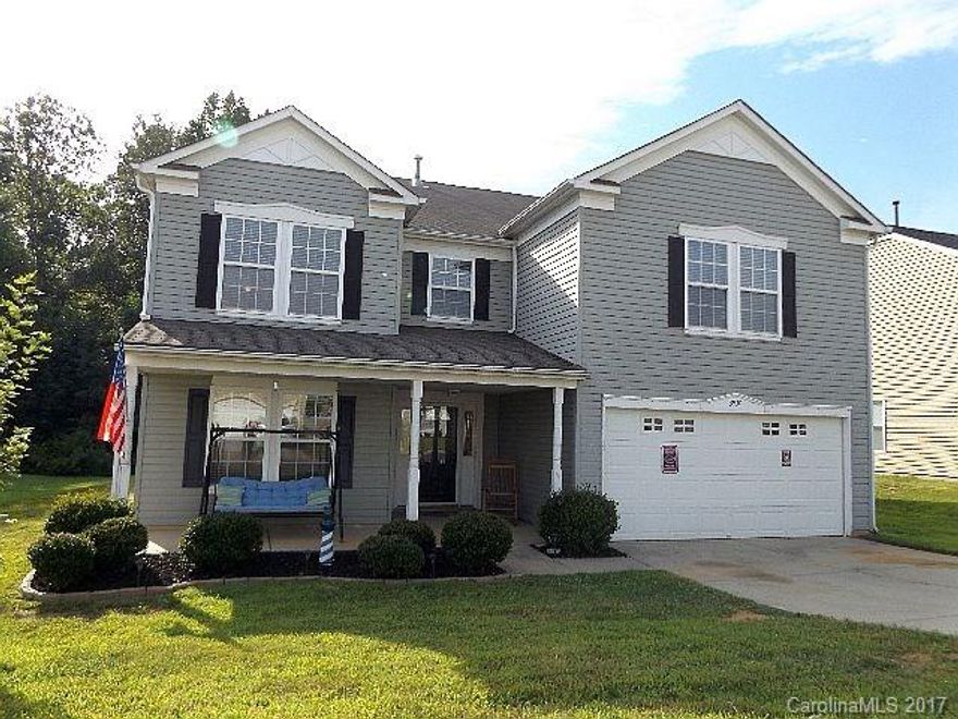 This is the one you have been looking for! Spacious 2 story home on flat lot that backs to tree line! Large formal living room & kitchen/dining room combo, pantry w/room for freezer area. Study downstairs, large upstairs loft/rec room, 4 bedrooms all w/walk-in closets! Master has sitting room, computer niche & bath w/double sinks, separate shower & garden tub! Room to roam inside!!