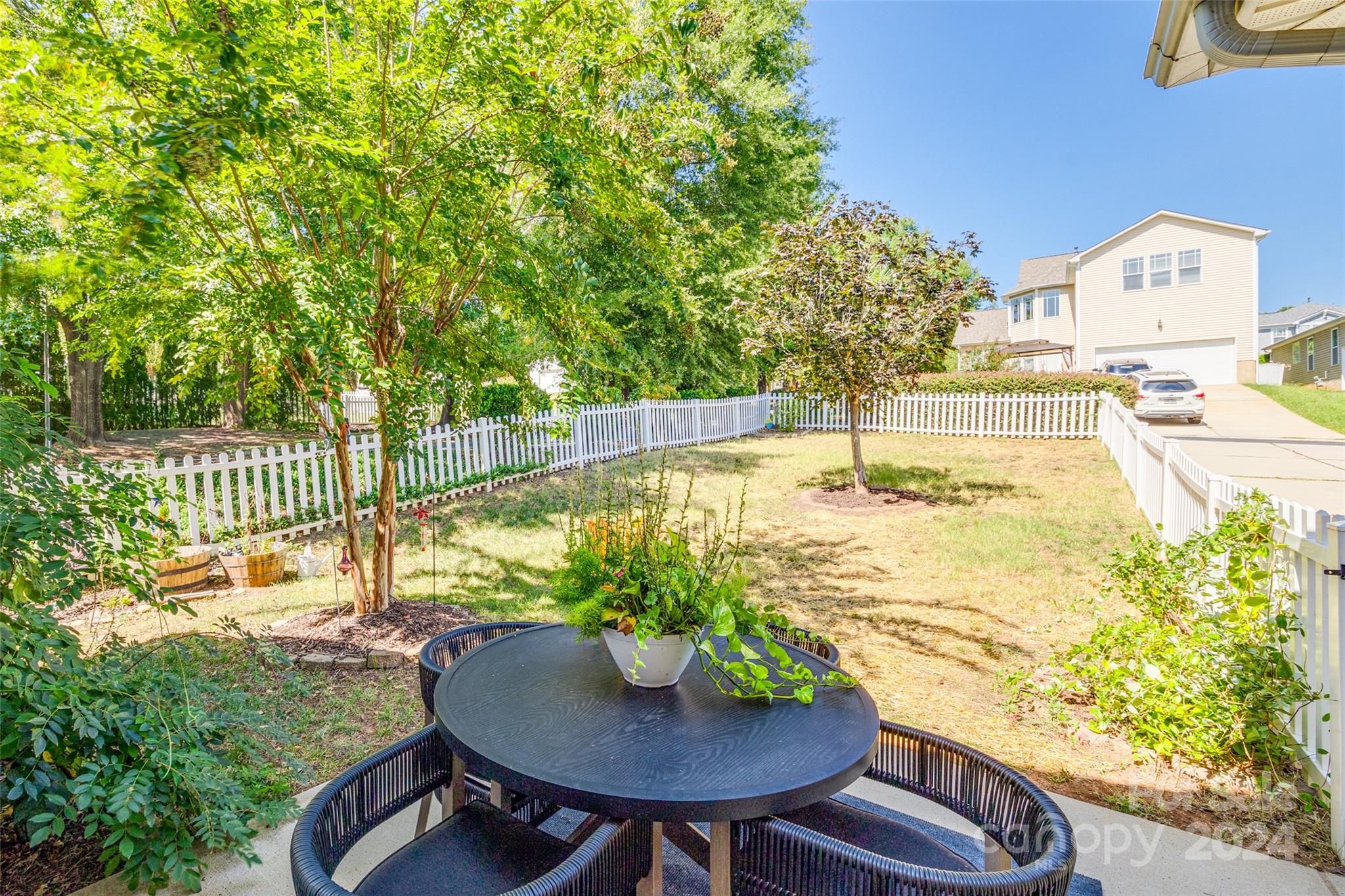 Macaulay - Residential