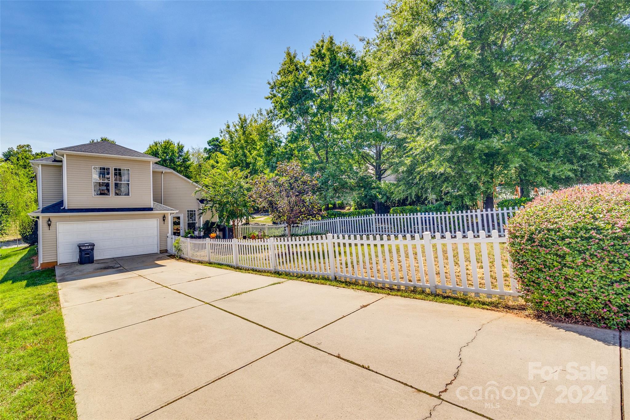 Macaulay - Residential