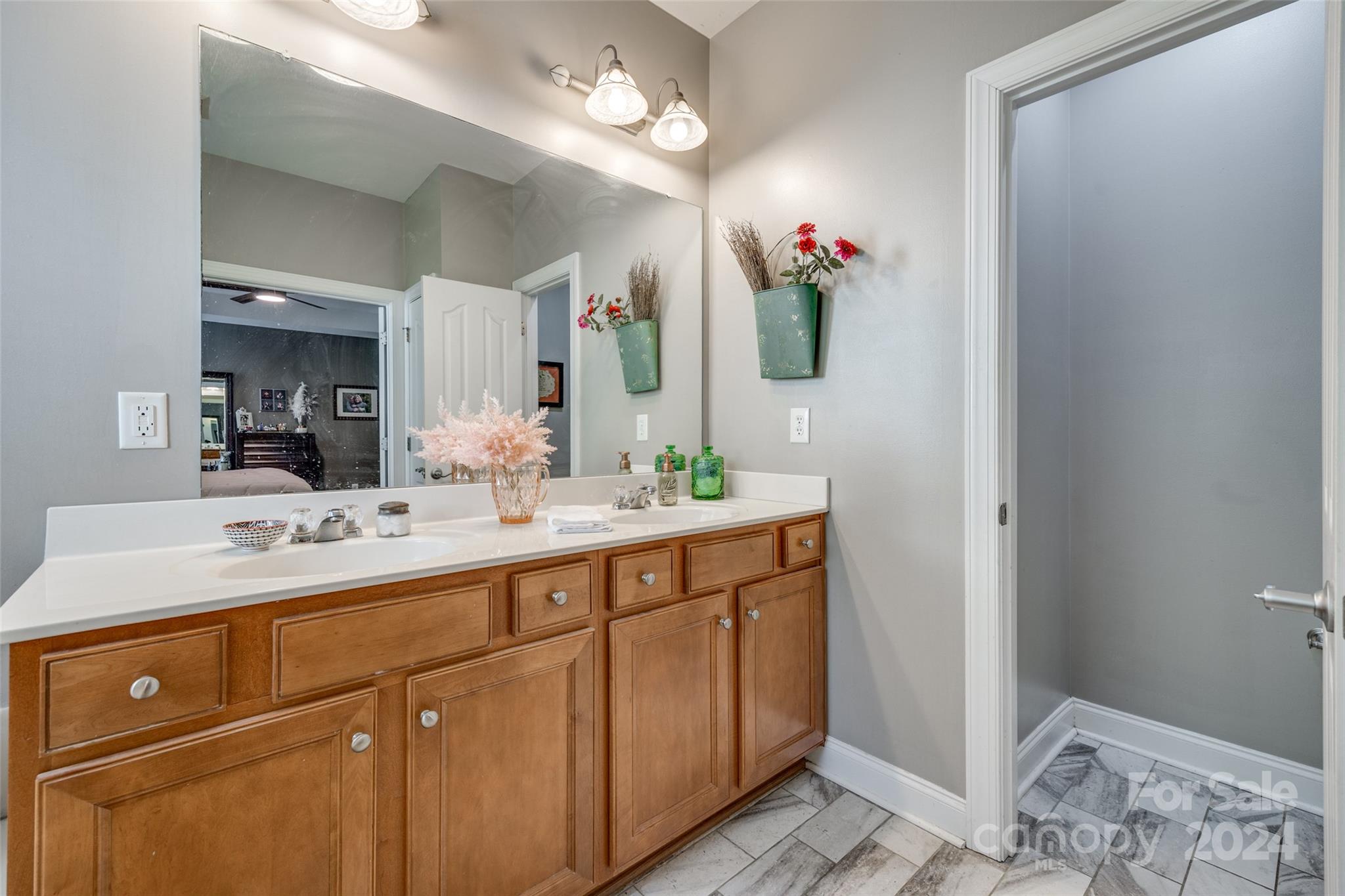 Macaulay - Residential