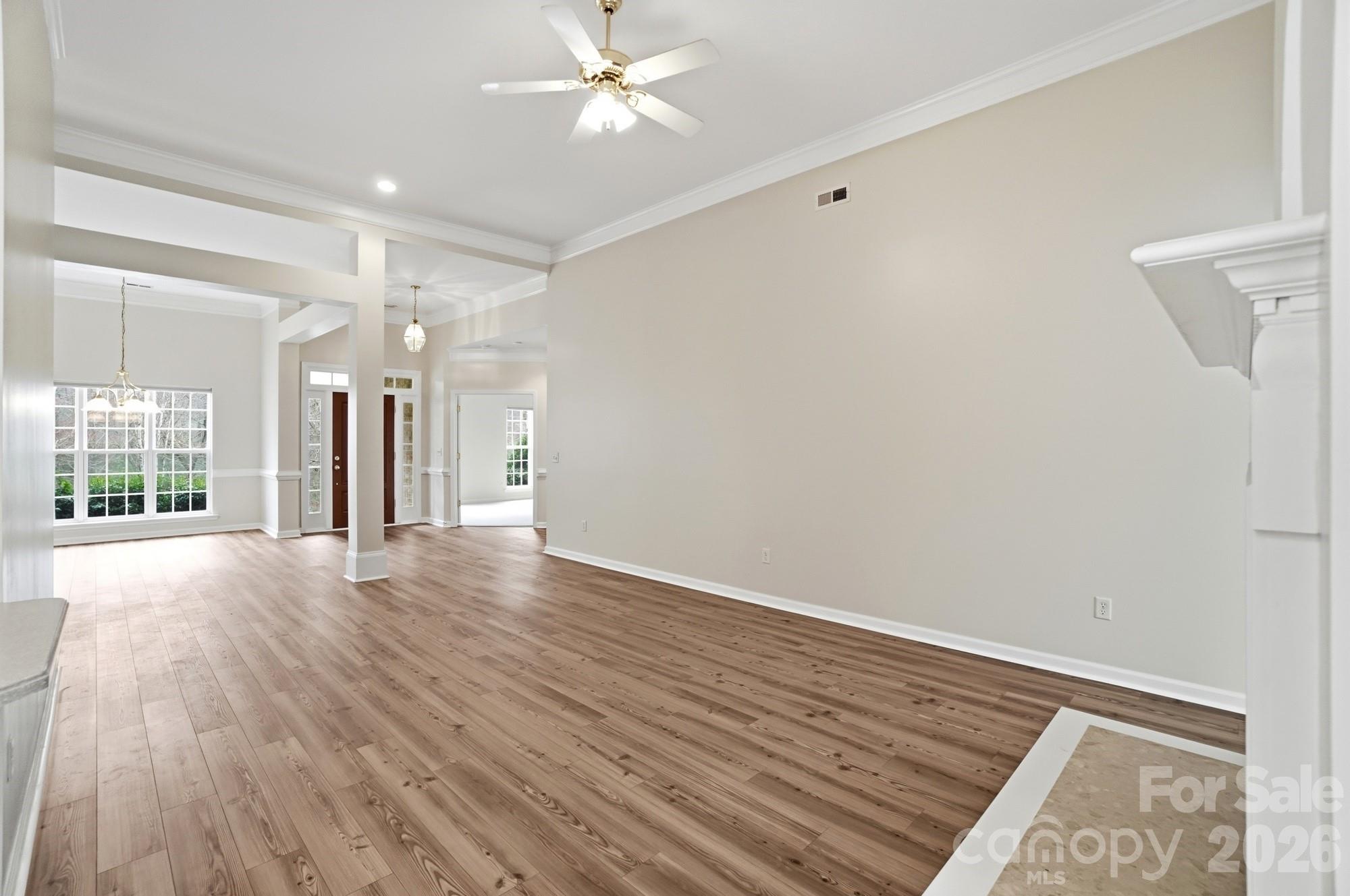 Gates At Waterside - Residential