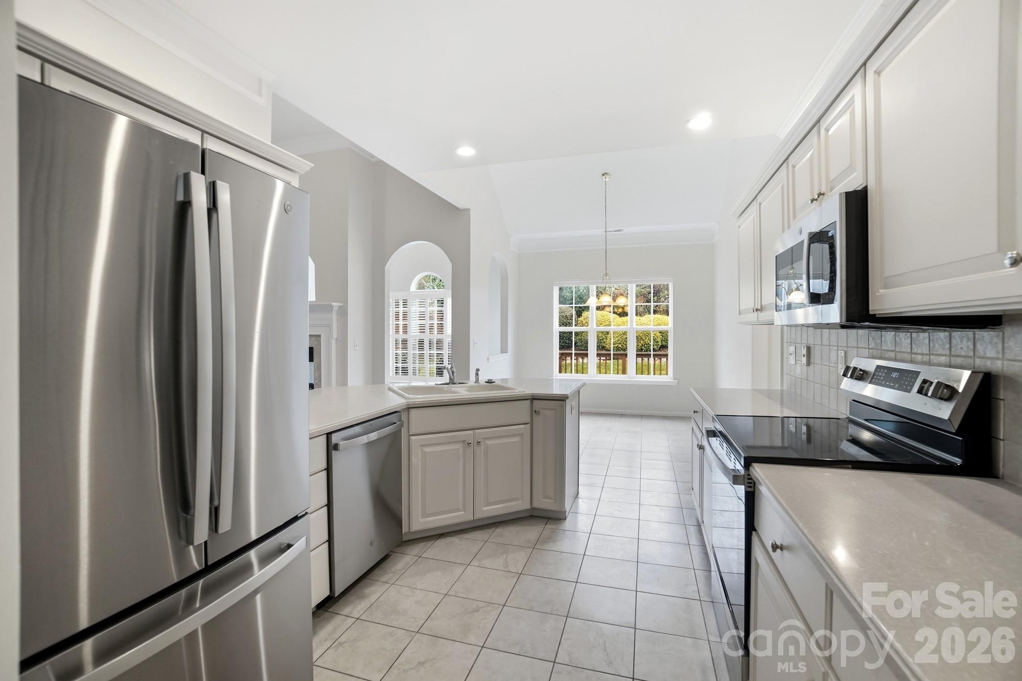 Gates At Waterside - Residential