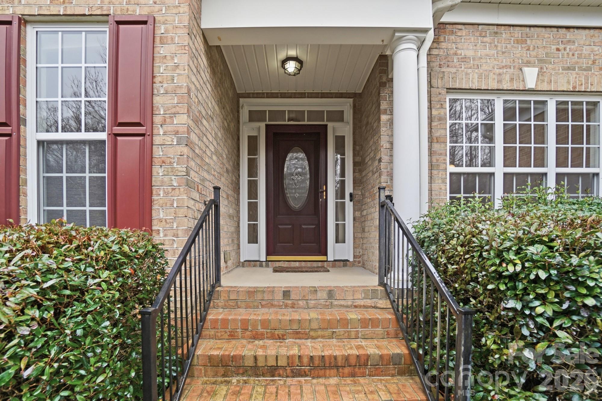 Gates At Waterside - Residential