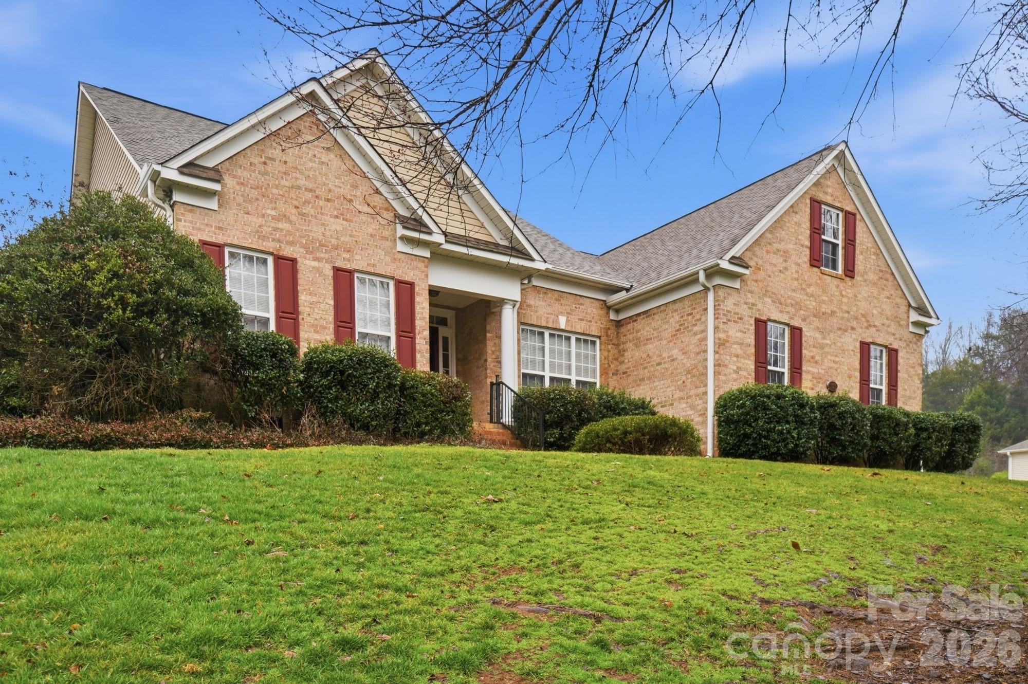 Gates At Waterside - Residential