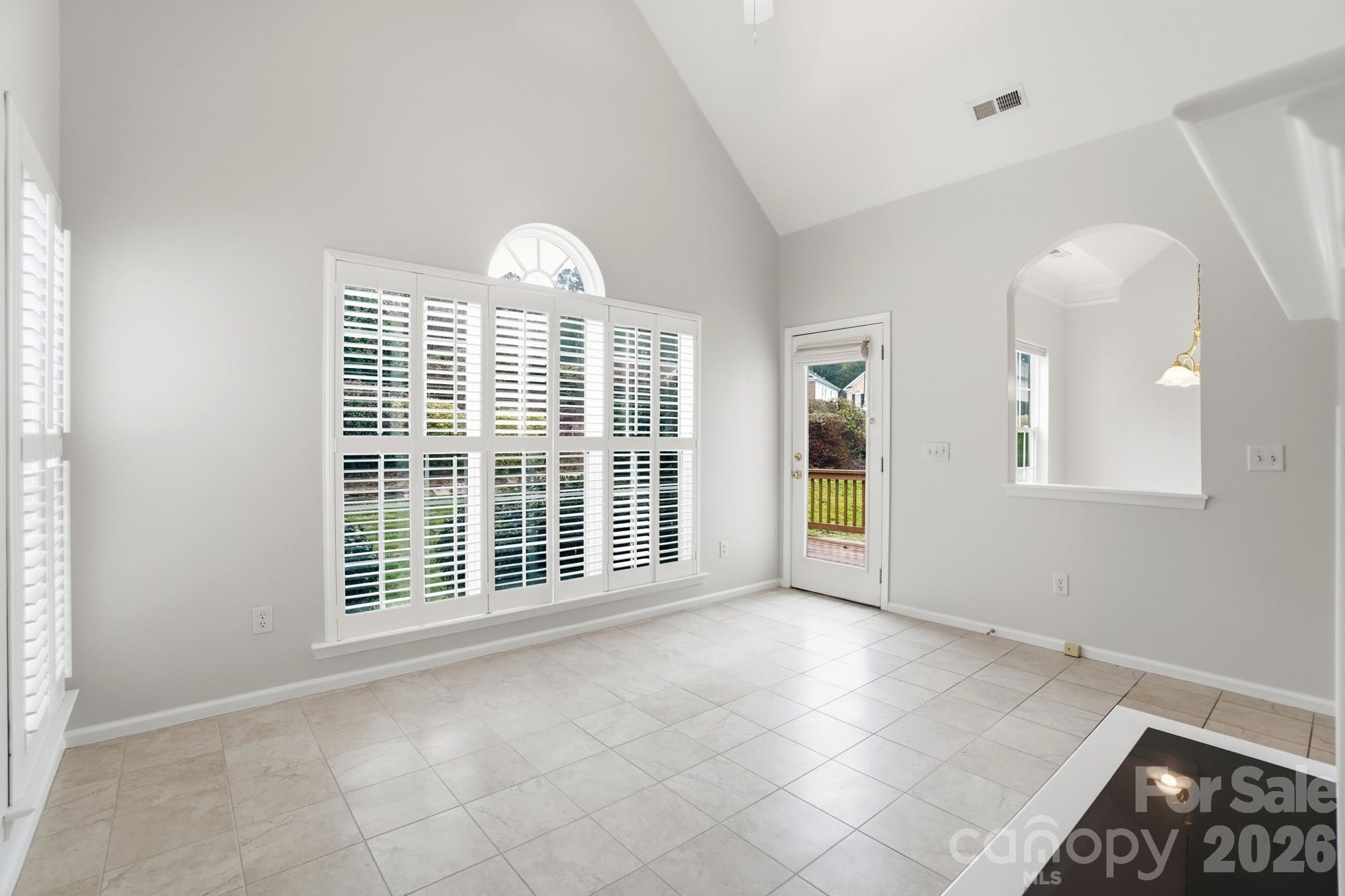 Gates At Waterside - Residential