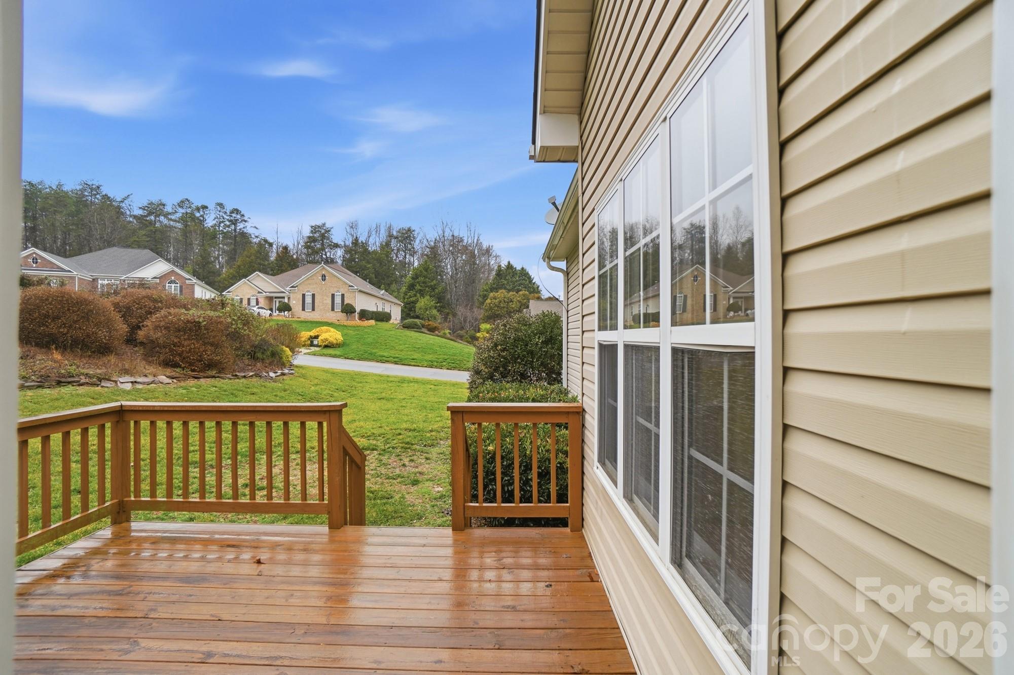 Gates At Waterside - Residential