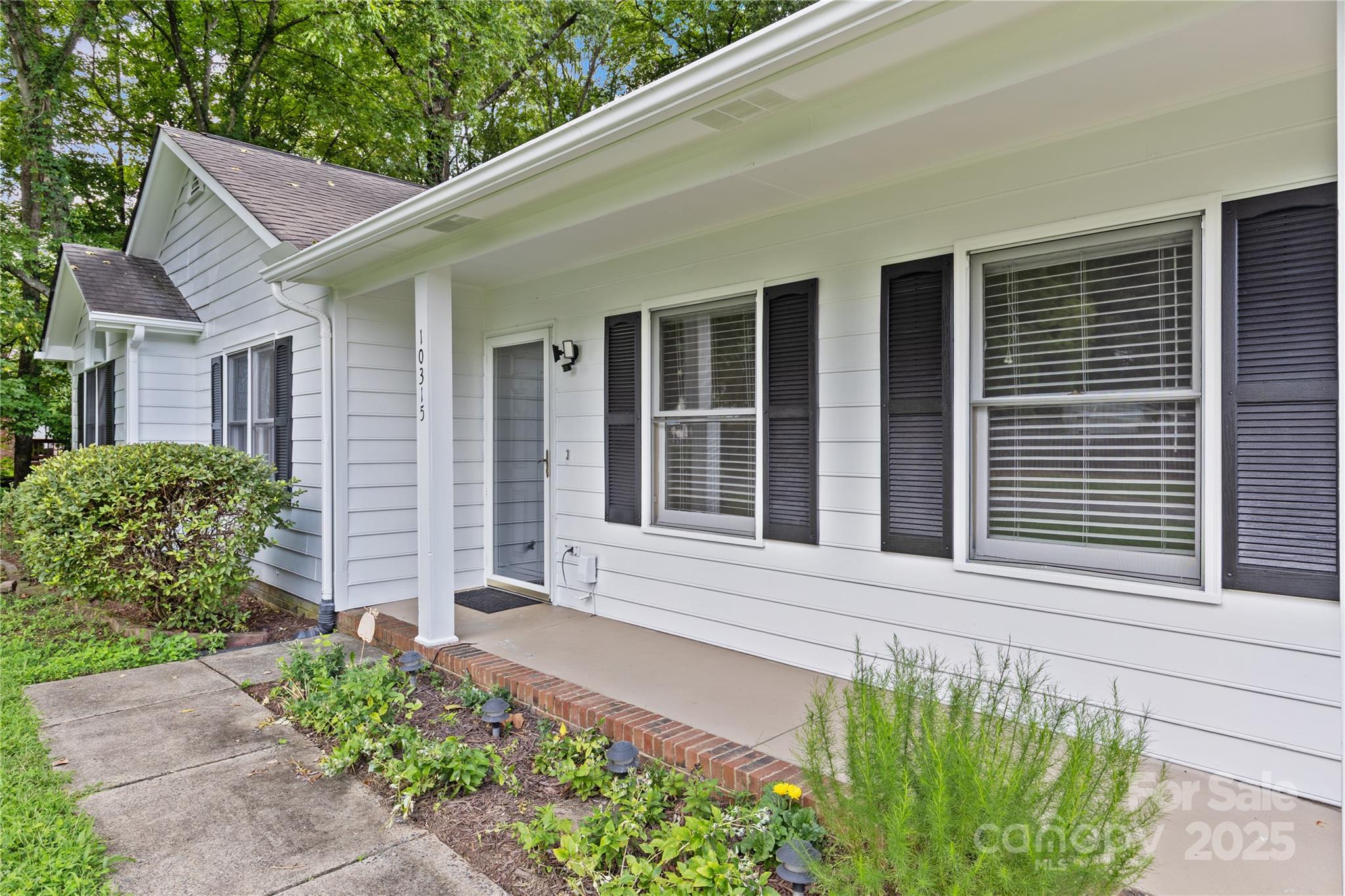 10315 Ranleigh Lane