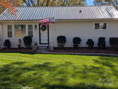 Photo of 613 Gurley Street, Albemarle, NC 28001 (MLS # 4321057)