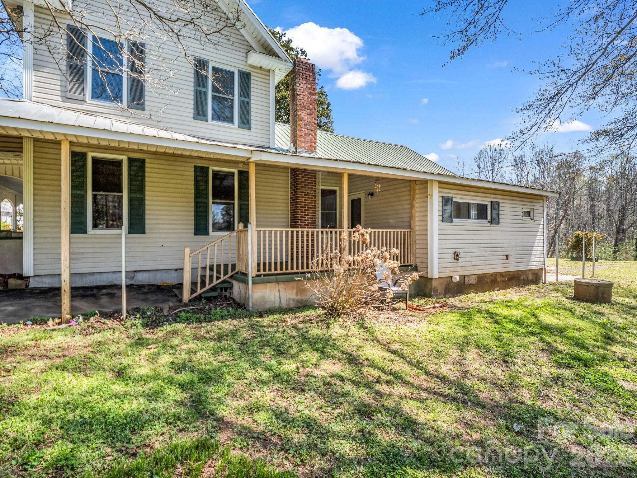 1282 Old US 74 Highway