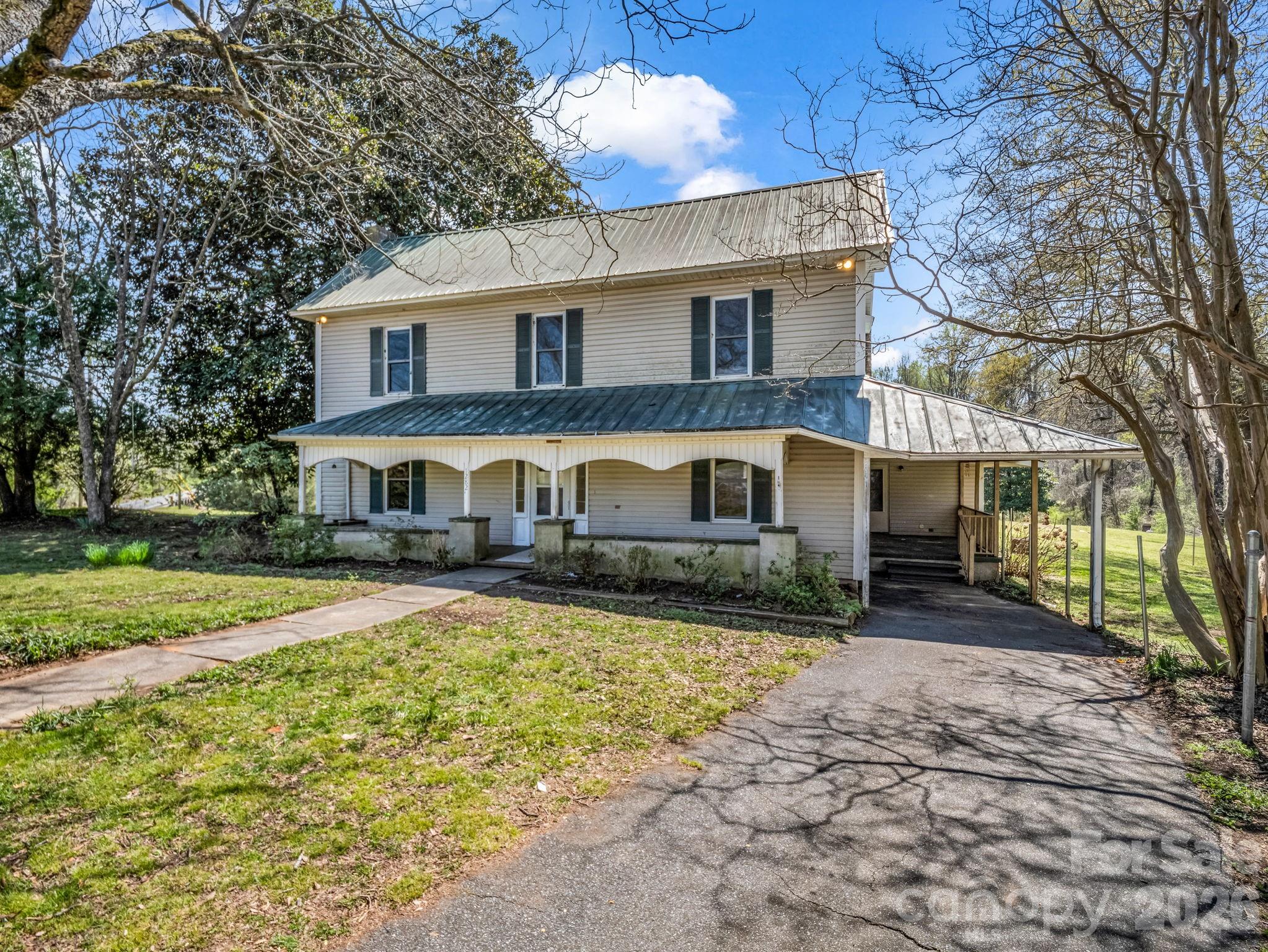 1282 Old US 74 Highway