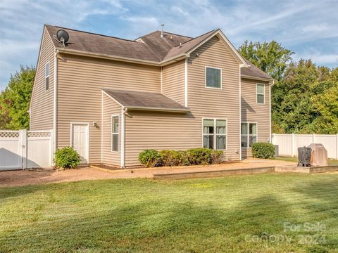 A home in Huntersville