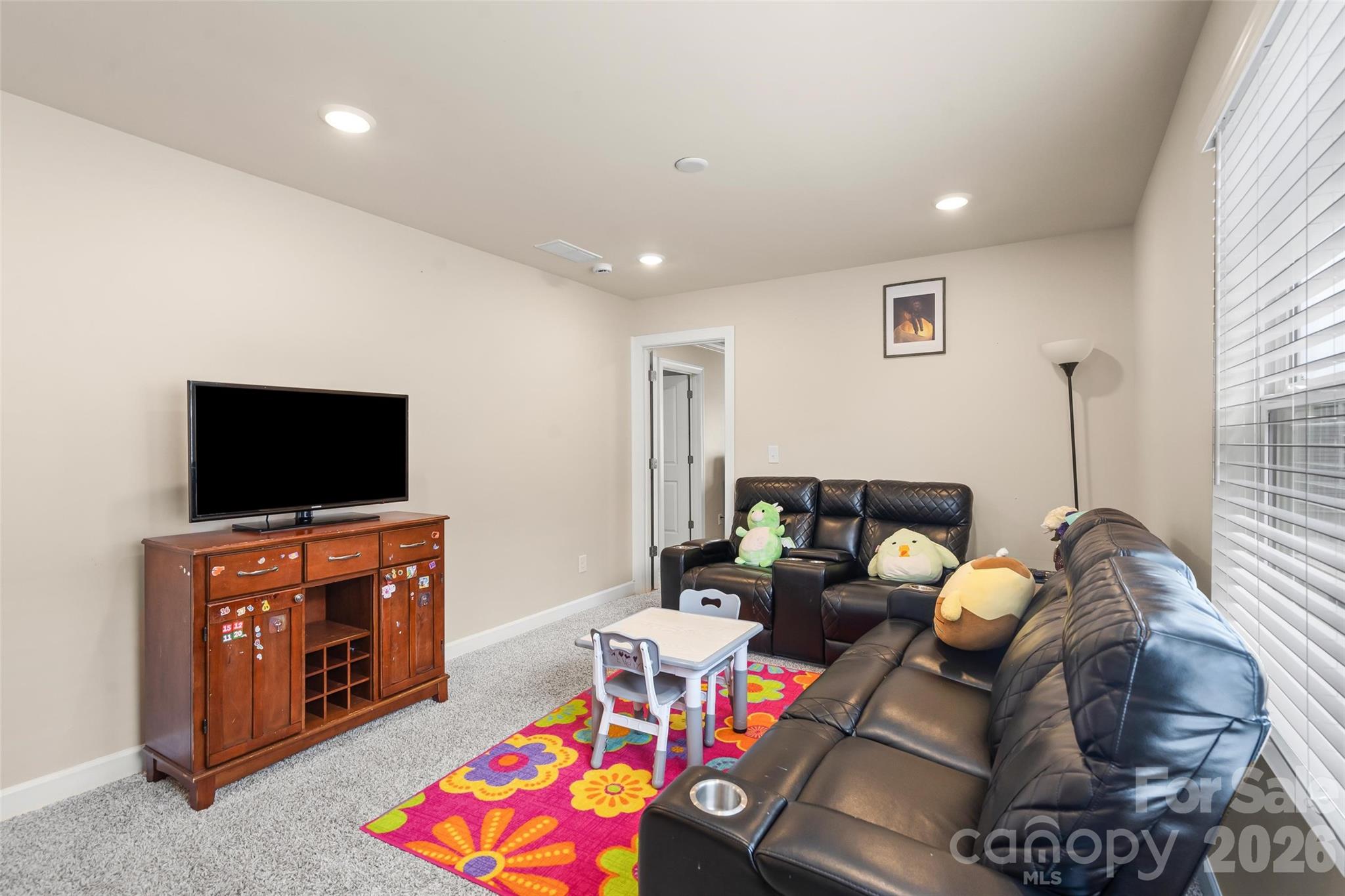 613 Cedar Knoll Circle