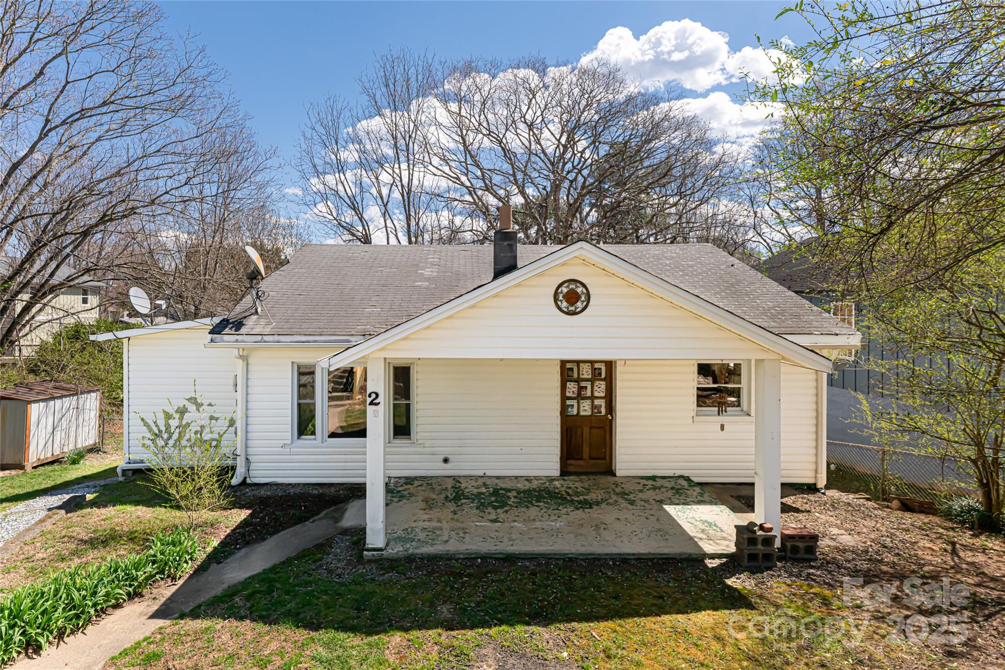 2 Evergreen Avenue