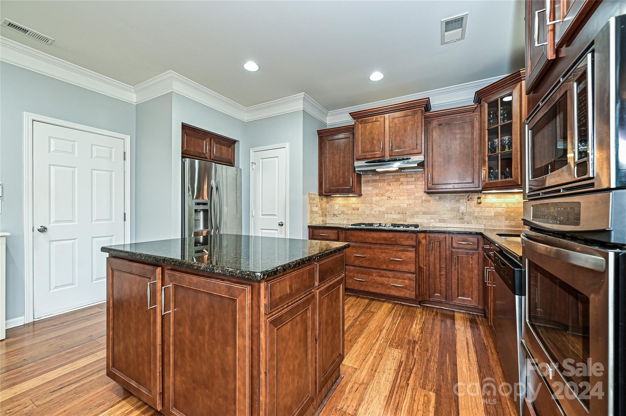 Almond Glen - Residential