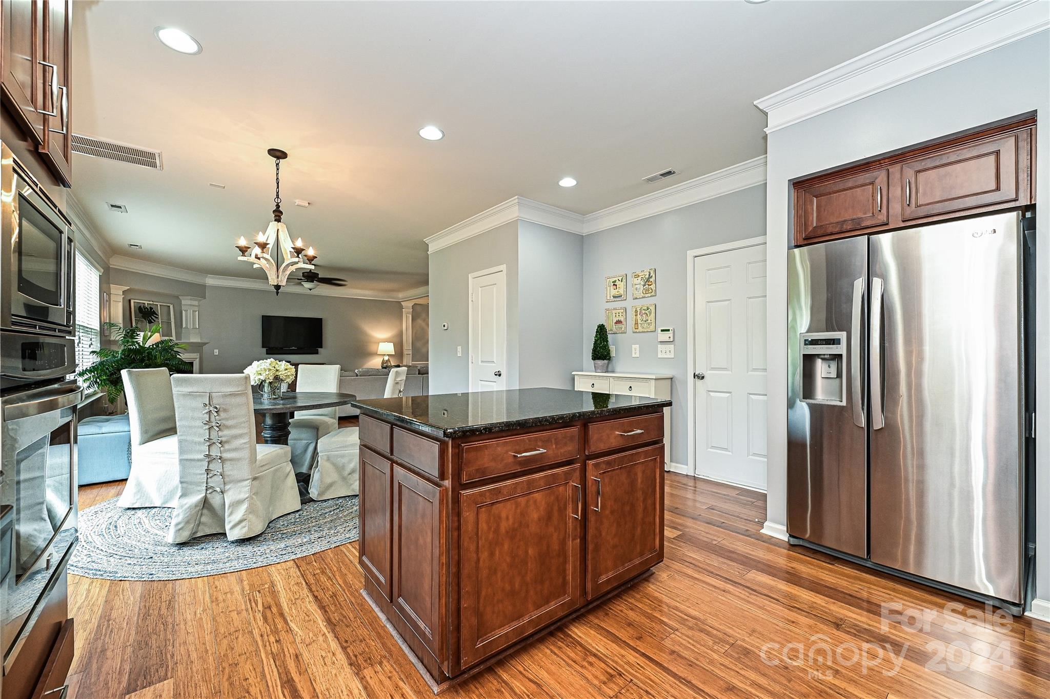 Almond Glen - Residential