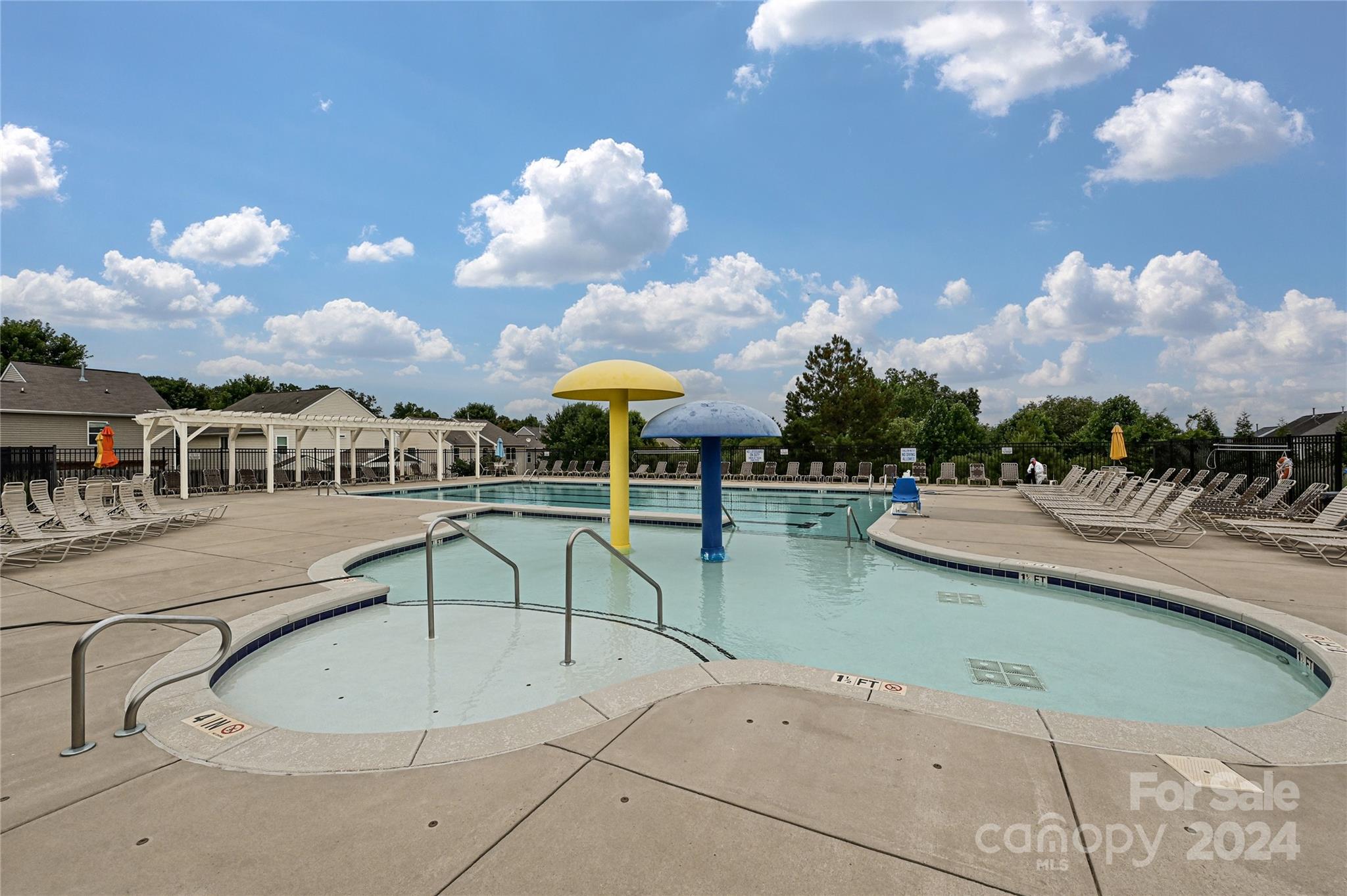 Almond Glen - Residential