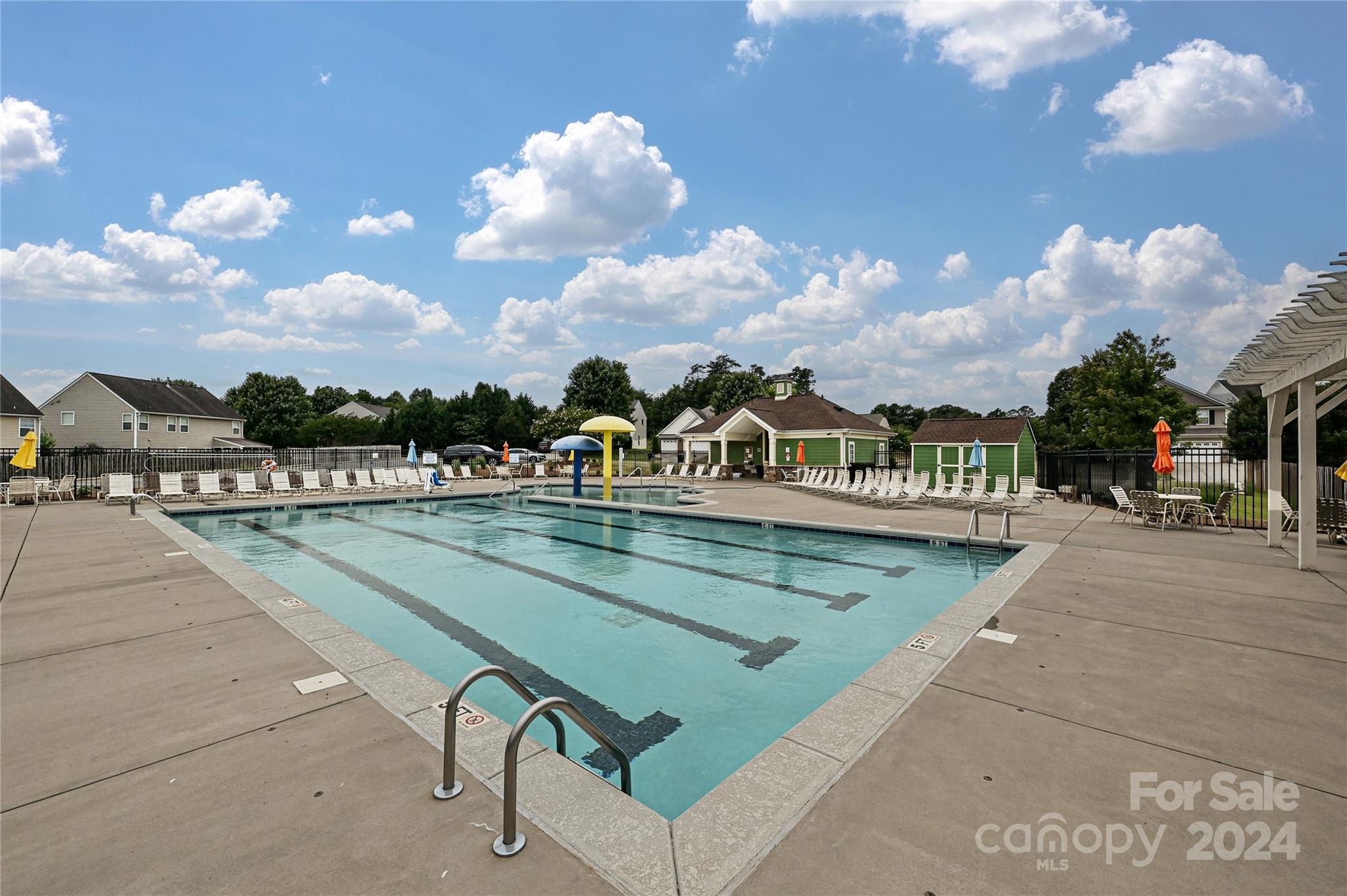 Almond Glen - Residential