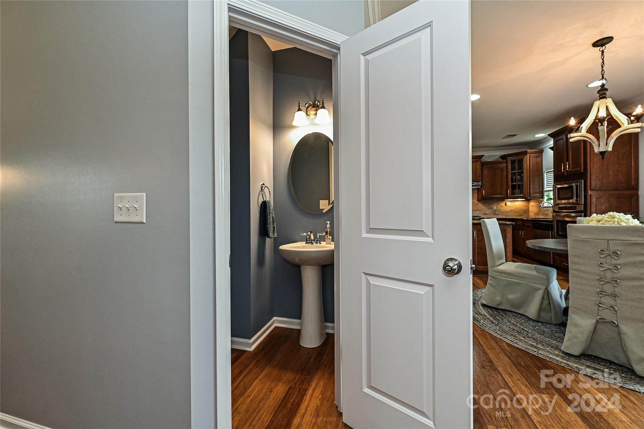 Almond Glen - Residential