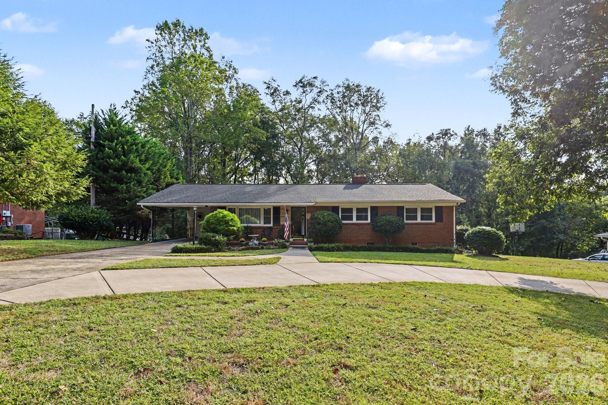 1910 Wildwood Road