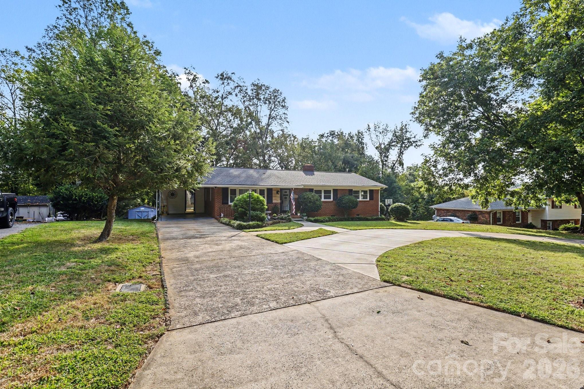 1910 Wildwood Road