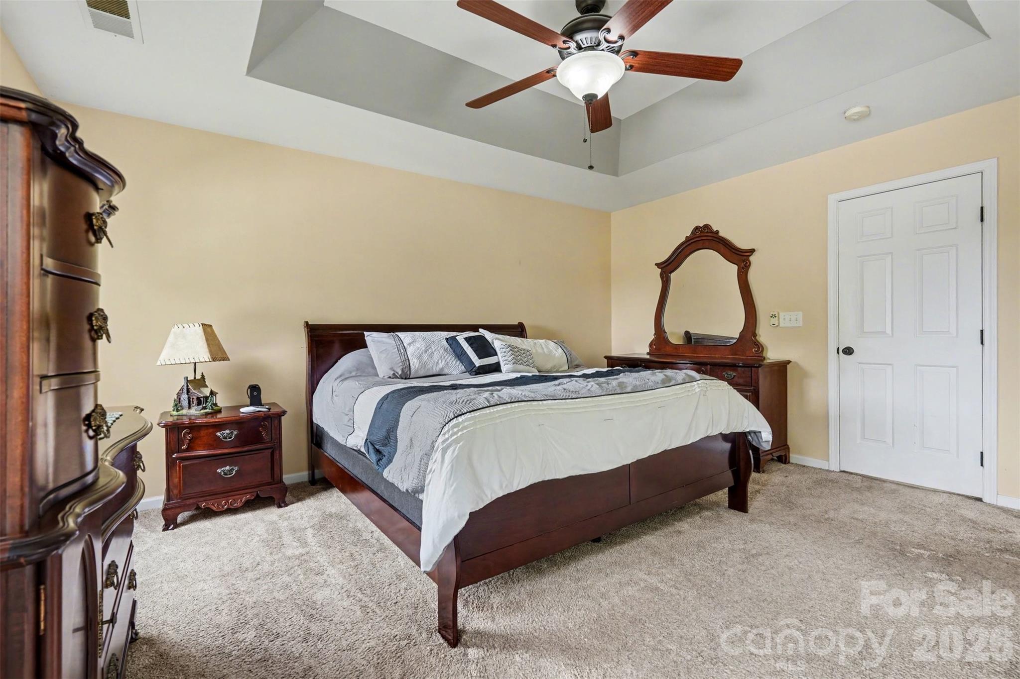 6711 Tanners Creek Drive