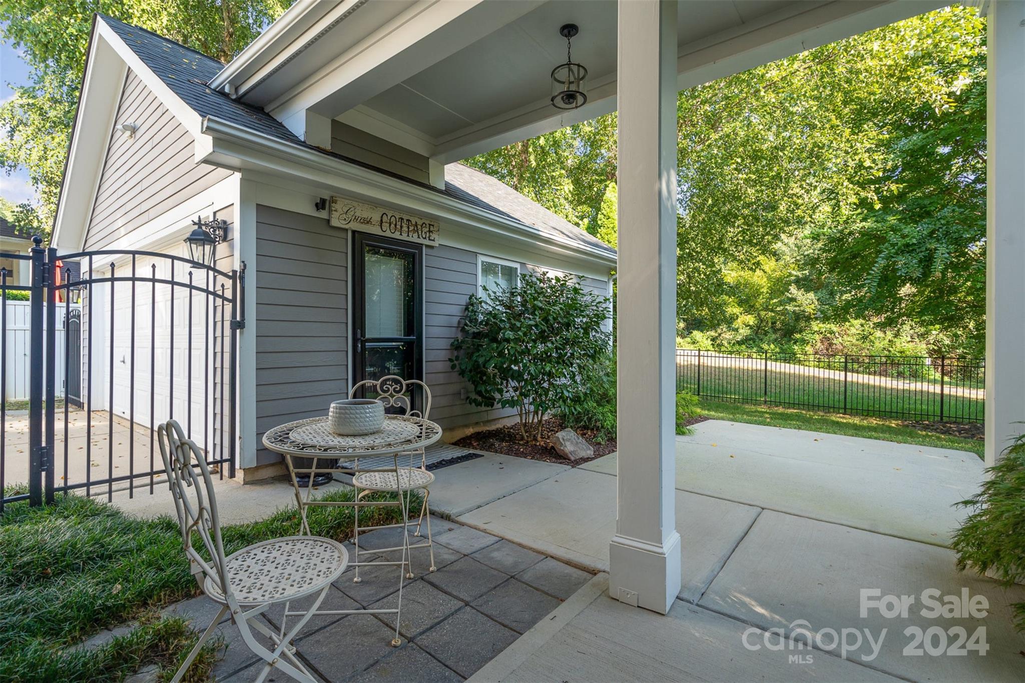 Birkdale Village - Residential