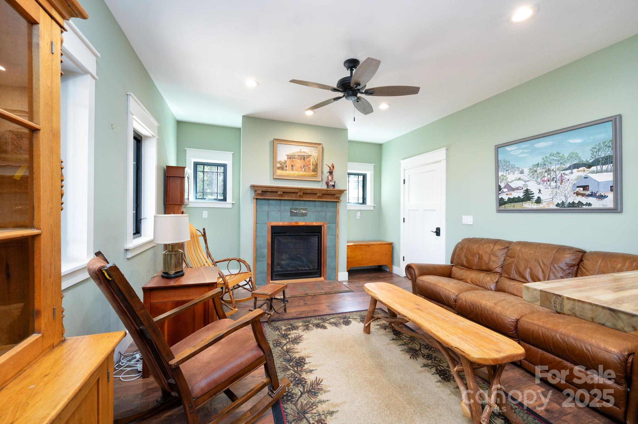 55 Laurel Ridge