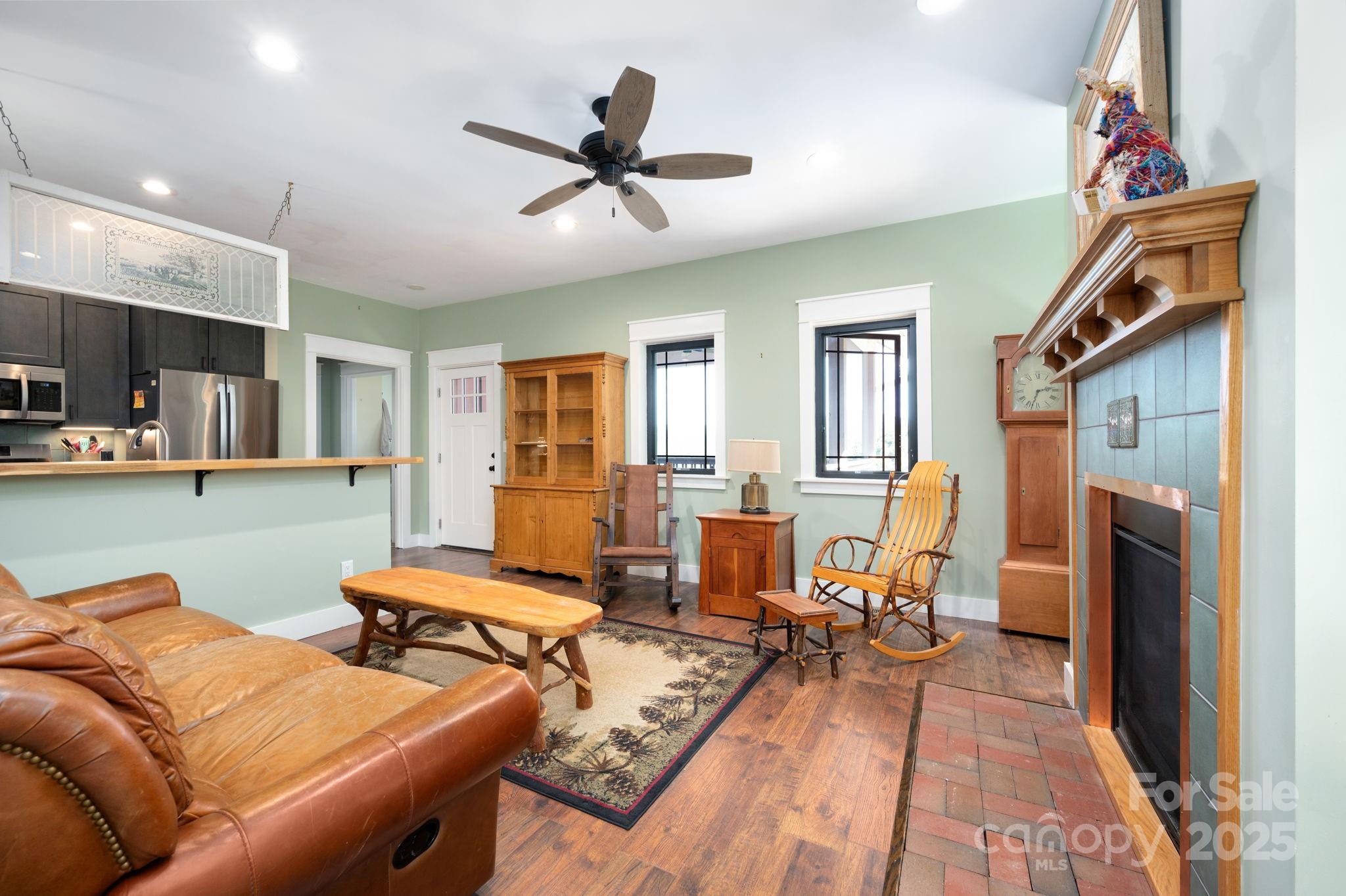 55 Laurel Ridge