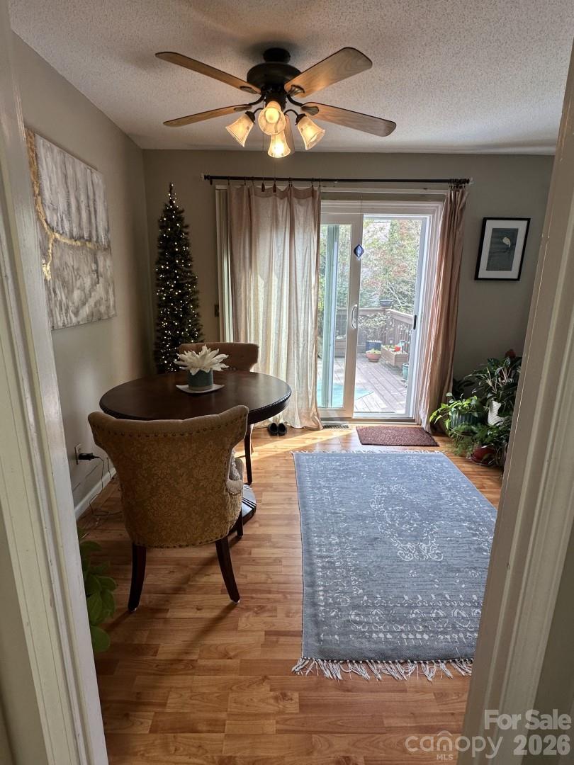Willow Lake - Residential