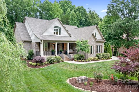 Photo of 115 Buckingham Place Road, Mooresville, NC 28115 (MLS # 4373957)