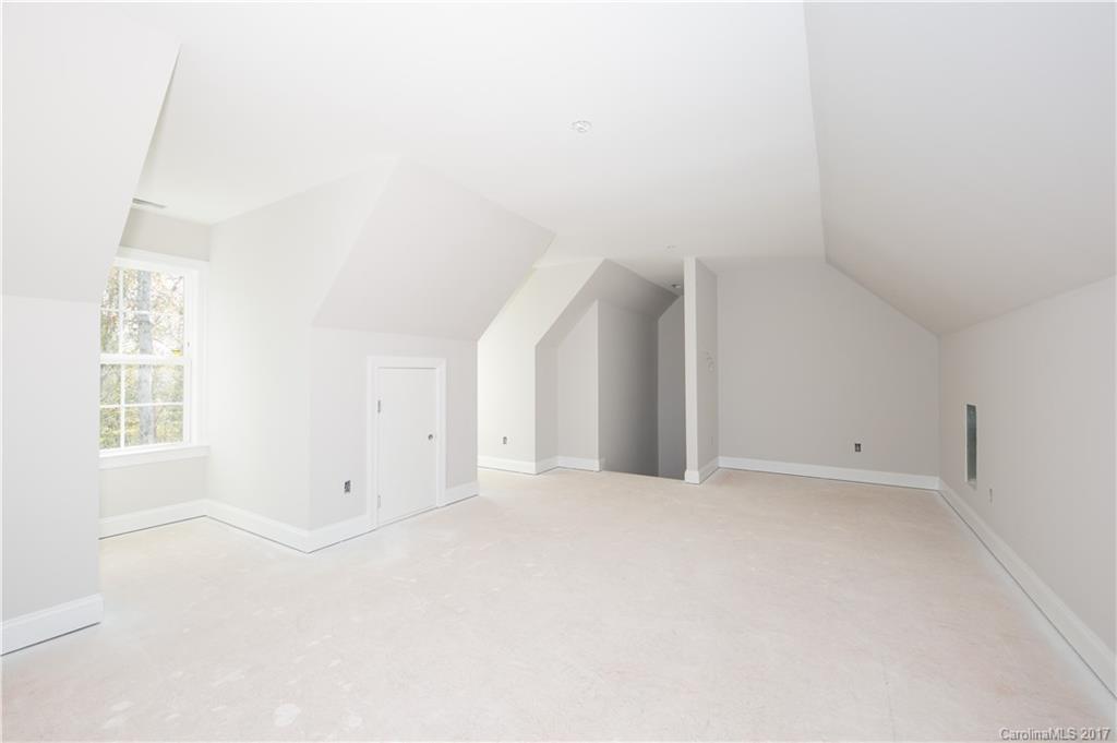 The Glynns at Carolina Crossing - Residential