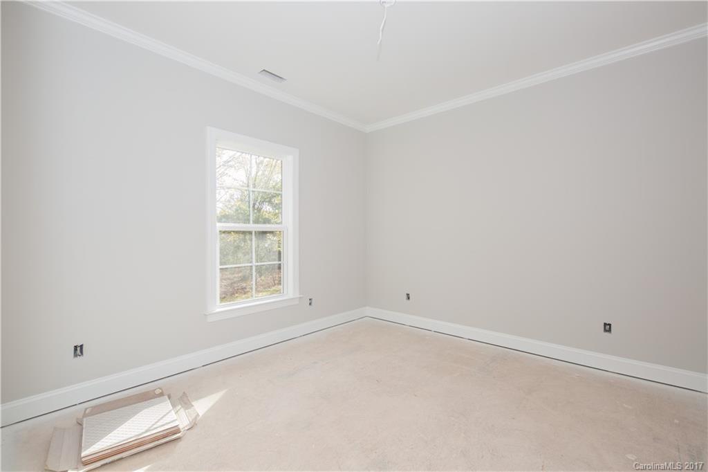 The Glynns at Carolina Crossing - Residential