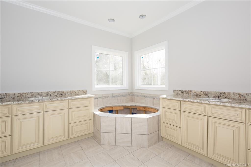 The Glynns at Carolina Crossing - Residential