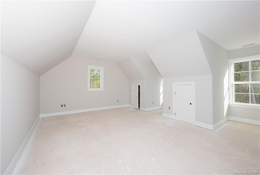 The Glynns at Carolina Crossing - Residential