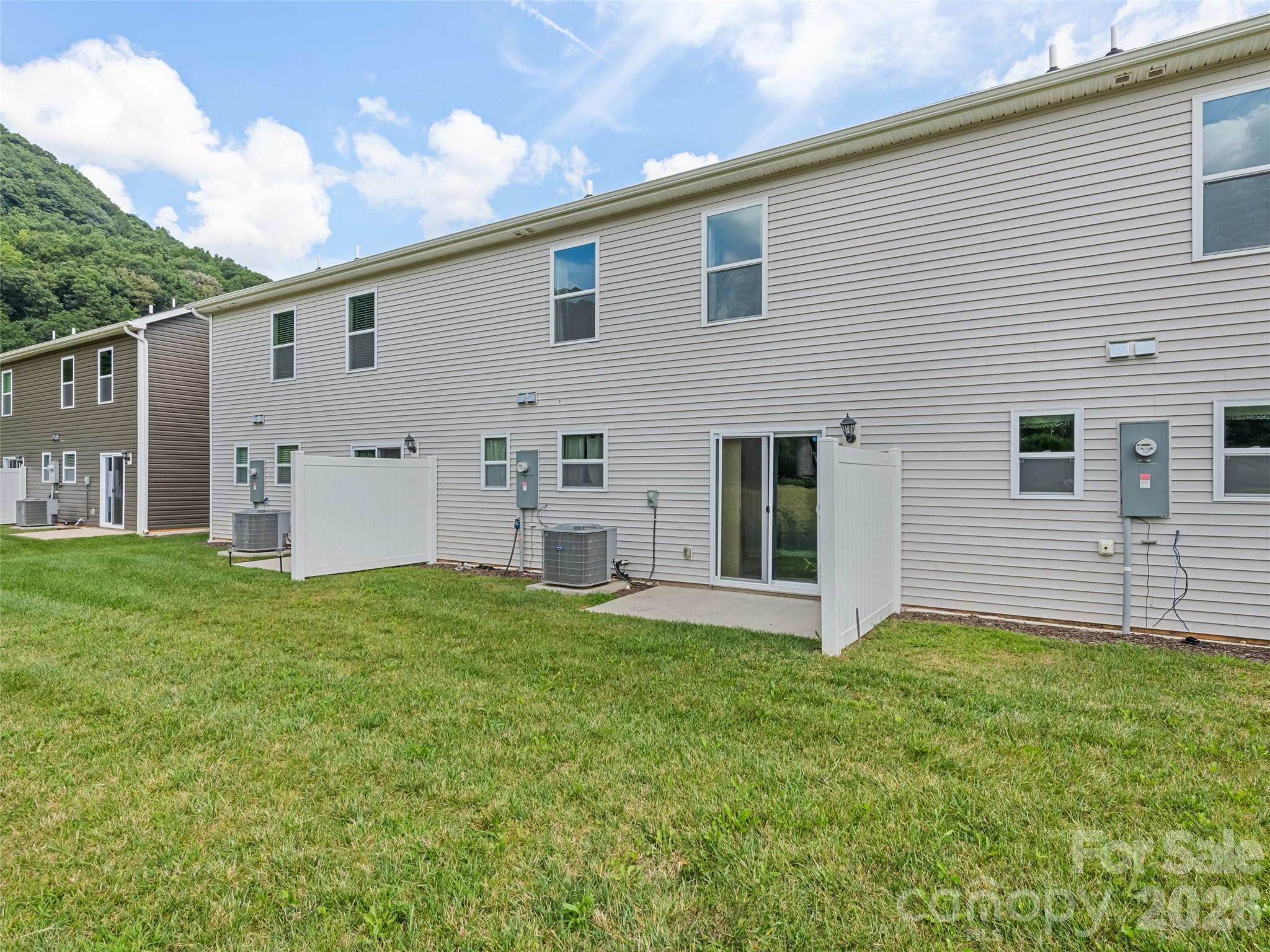 31 Clear Creek Lane
