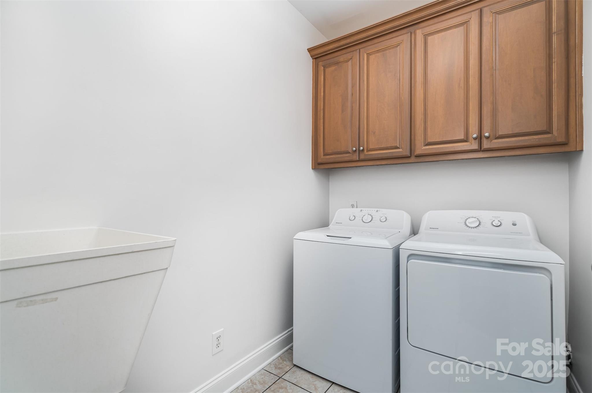 Gibbs Cove - Residential