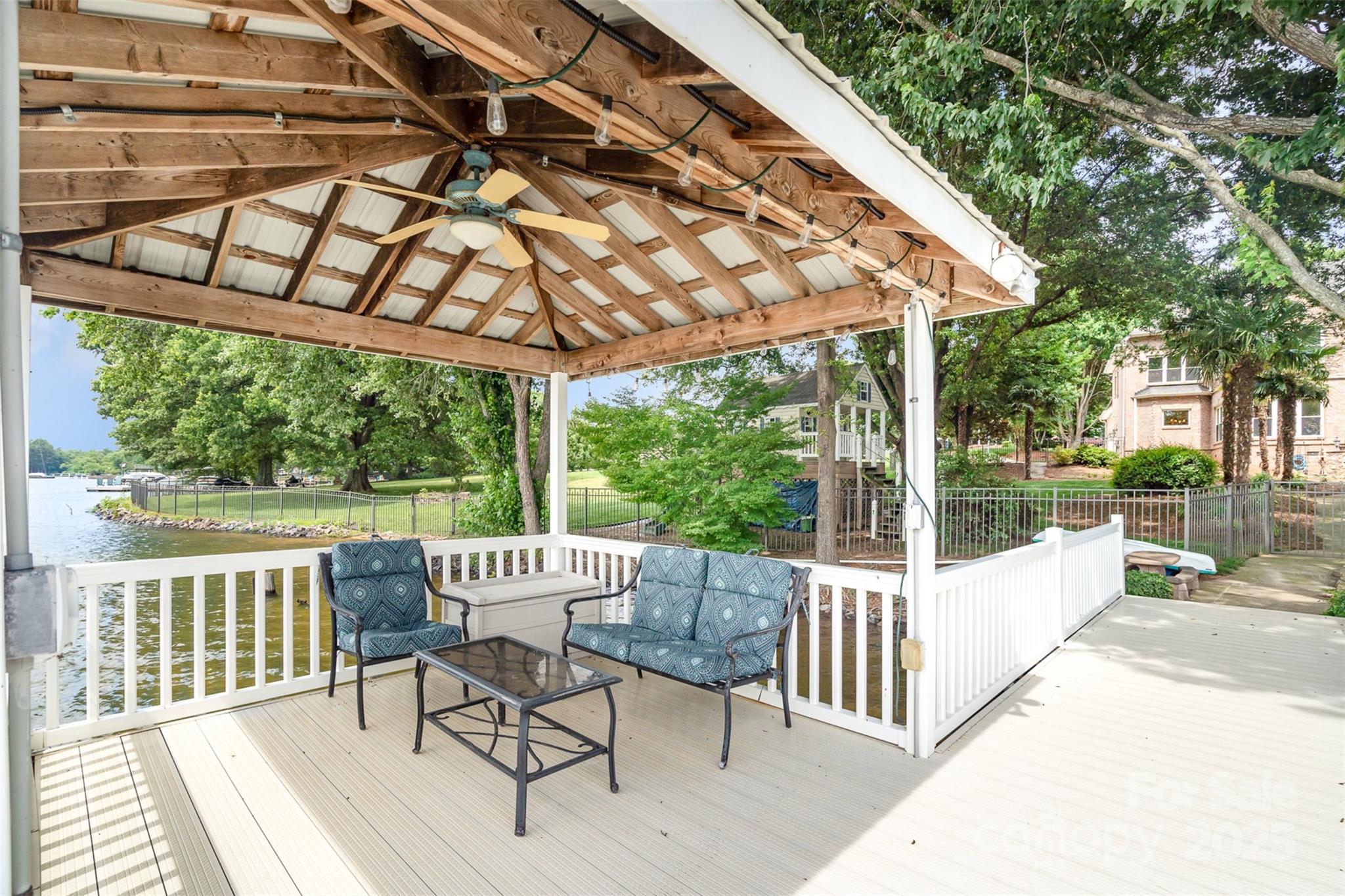 Gibbs Cove - Residential