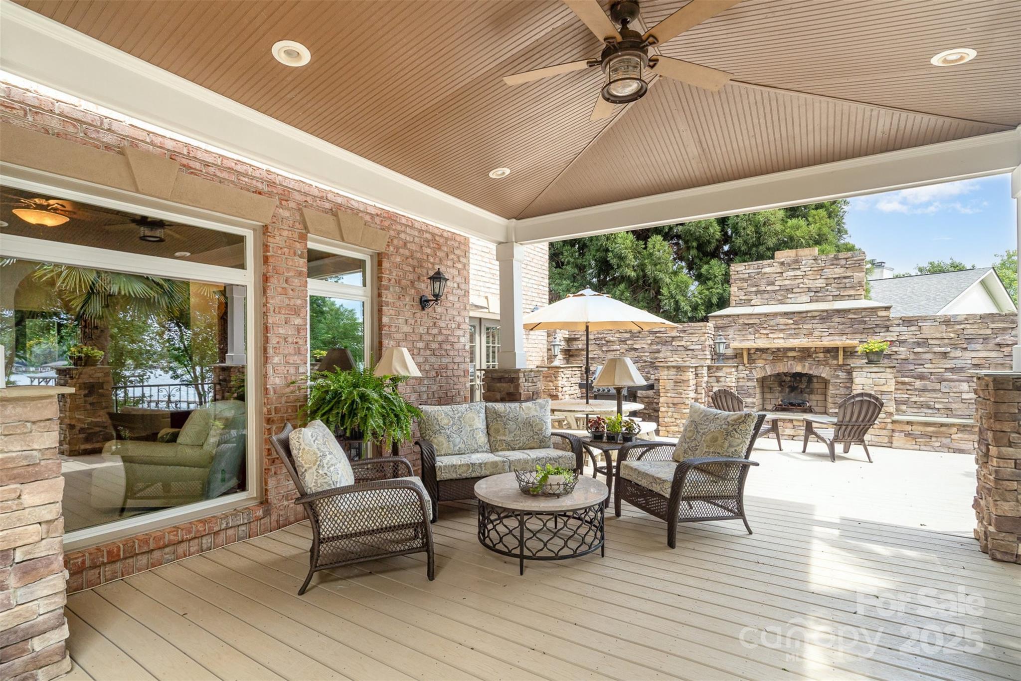 Gibbs Cove - Residential