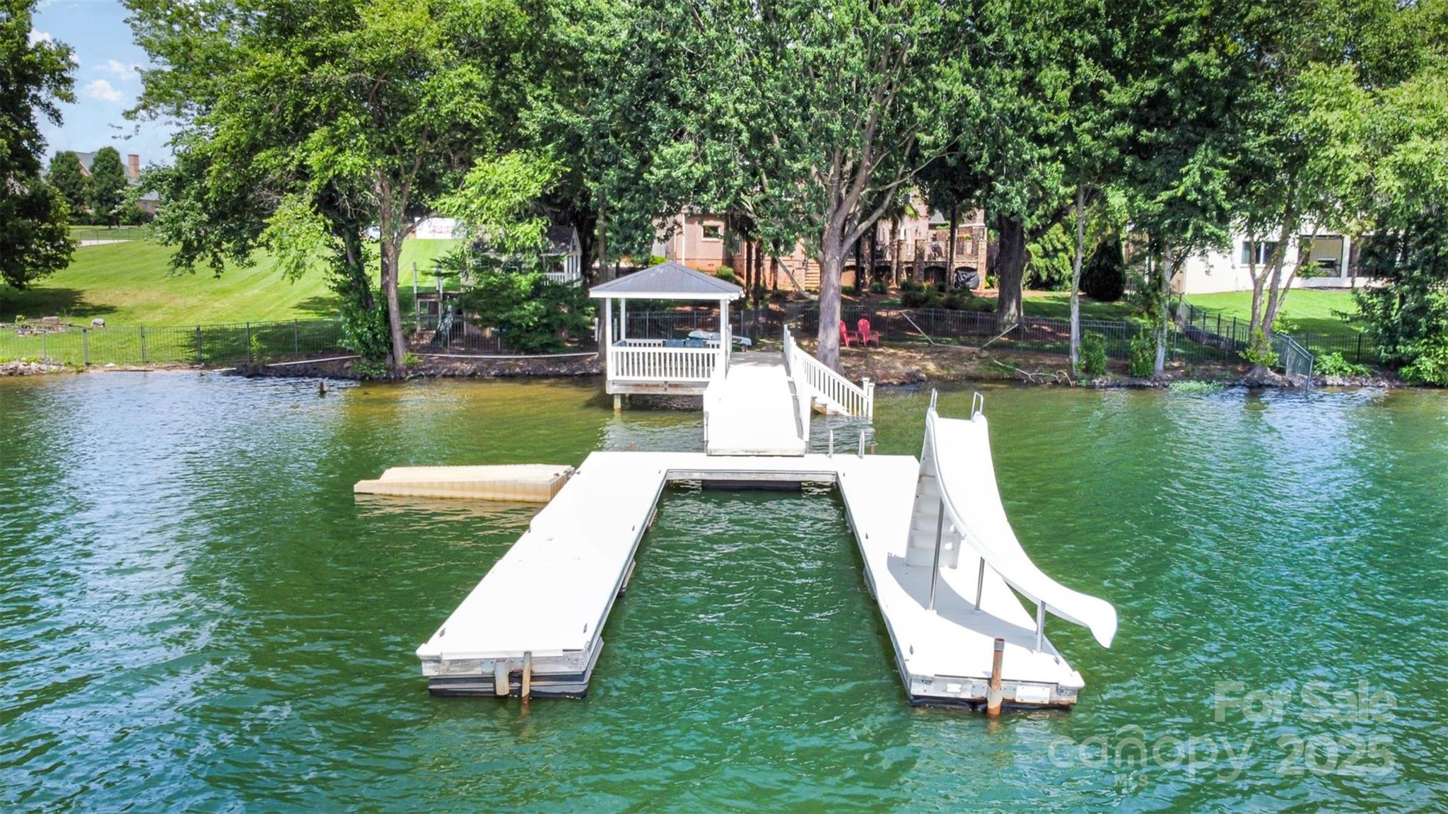 Gibbs Cove - Residential