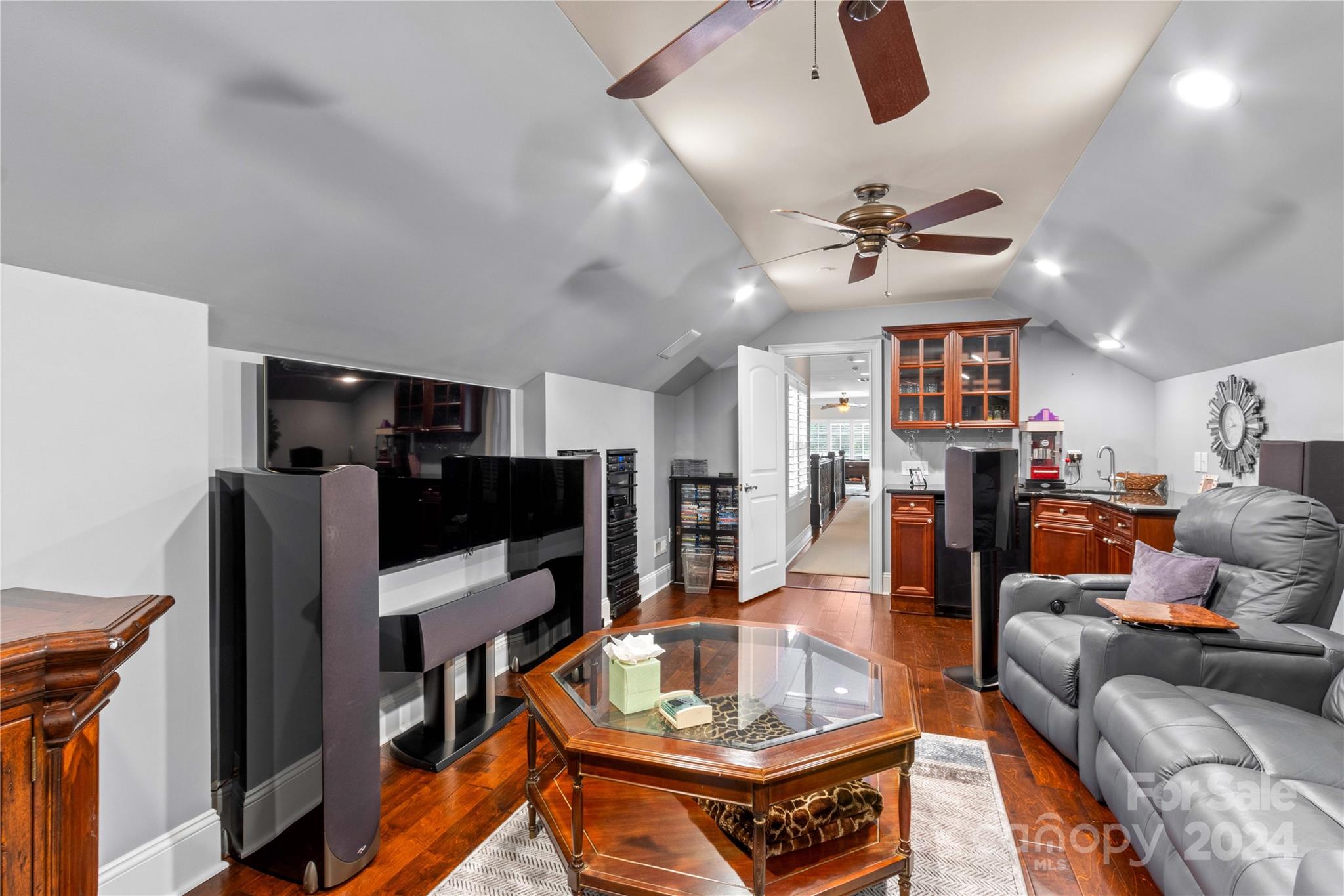 Cove Key - Residential