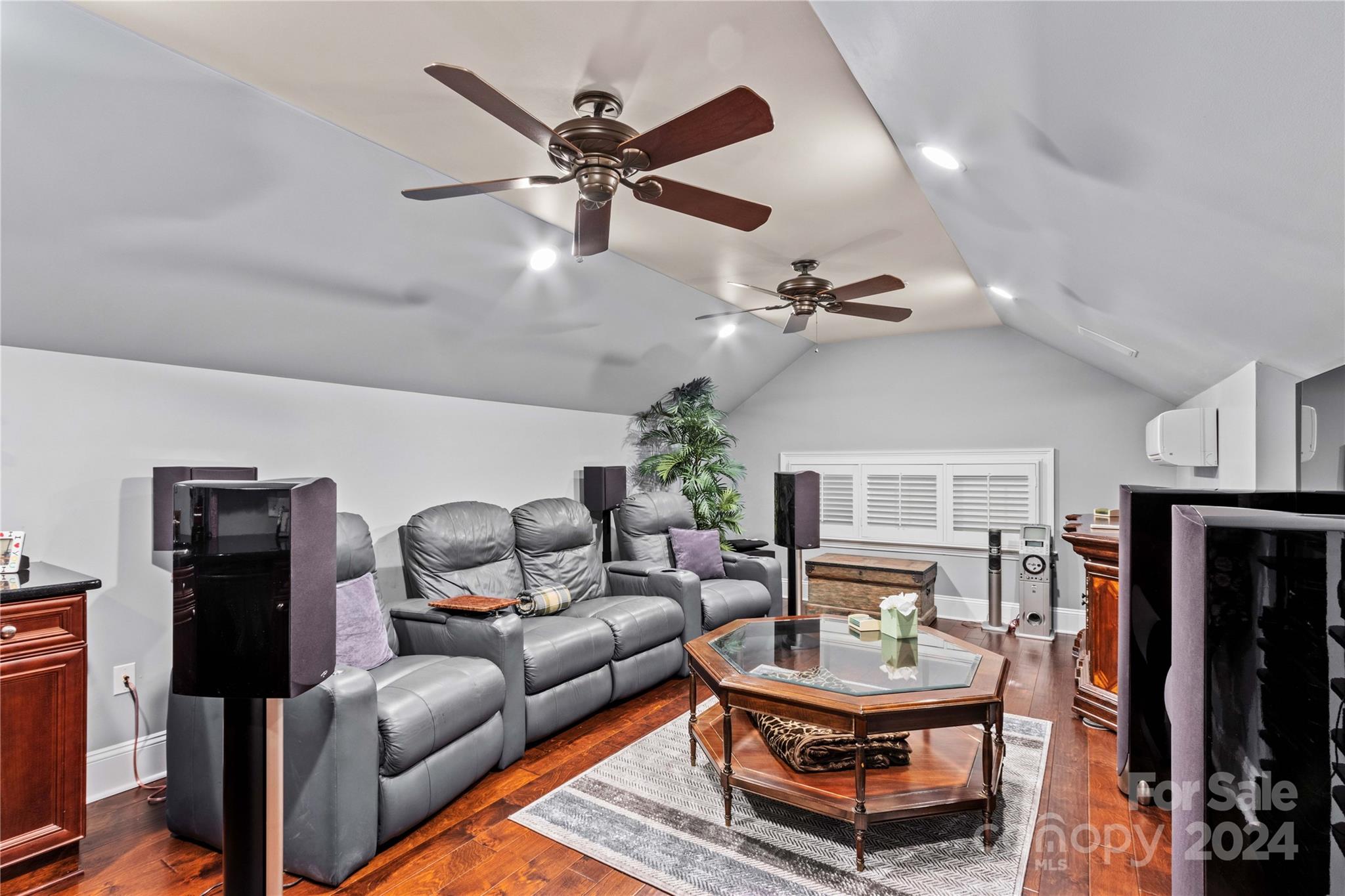 Cove Key - Residential